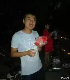 山东老师吃瓜视频,揭秘校园生活趣味瞬间